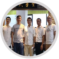 龍圣展柜裝飾有限公司的定制展柜我們很滿意